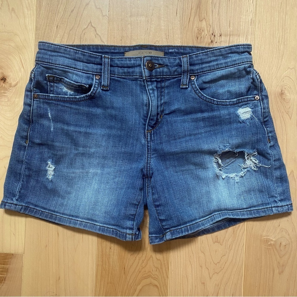 Joe’s Distressed Jean Shorts “Amora” Style Size 26